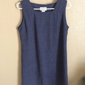 Women’s dress
